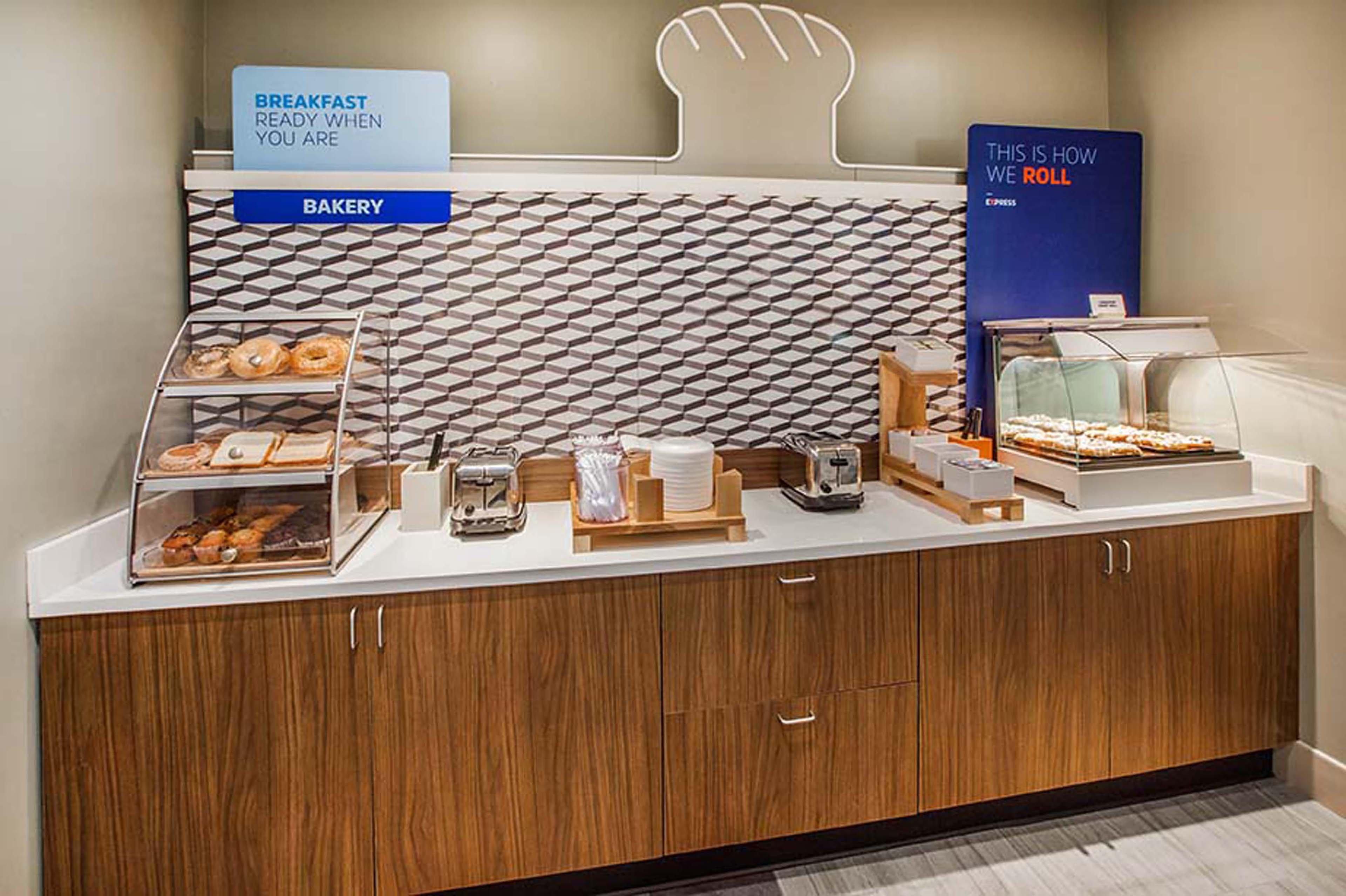 Holiday Inn Express & Suites Tilton By Ihg Екстер'єр фото